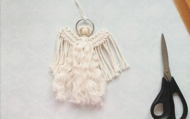 手工编织分享|仅用棉绳就编了个小天使挂件，制作超简单，快来试试！