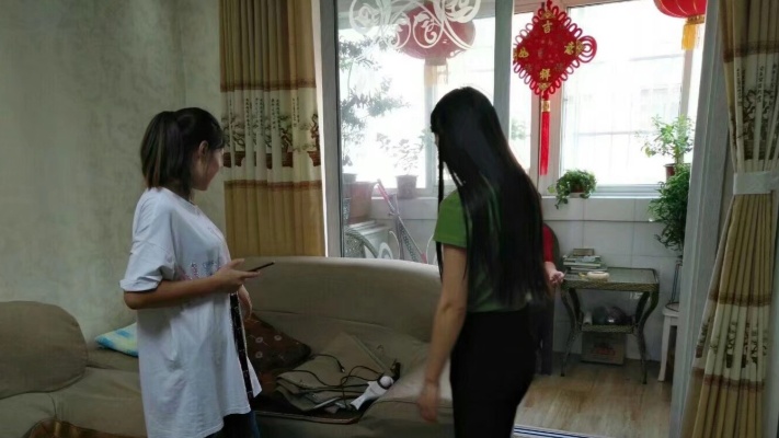 二河老师讲解怎样裁剪沙发罩，有耐心的过来看！