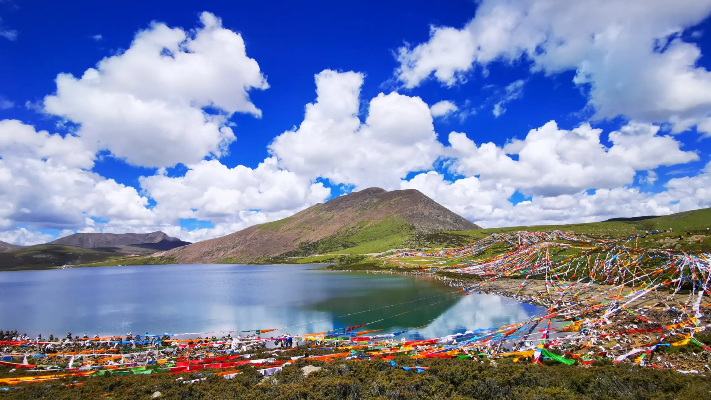 去西藏 做生意想发财的人一定要去拜一拜藏区唯一财神湖 思金拉措
