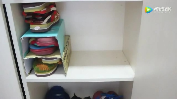 旧鞋盒不要扔剪一刀丢进鞋柜 一双鞋的位置可以放三双