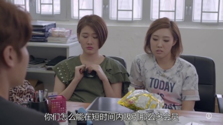 那叫恋姐情结吧?为什么老是是恋母吖?