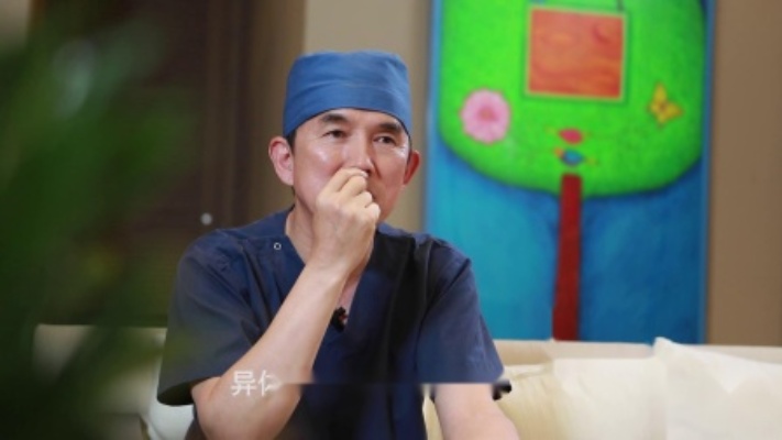 韩国清潭李丙玟：隆鼻留下的疤痕可以通过修复手术改善吗？